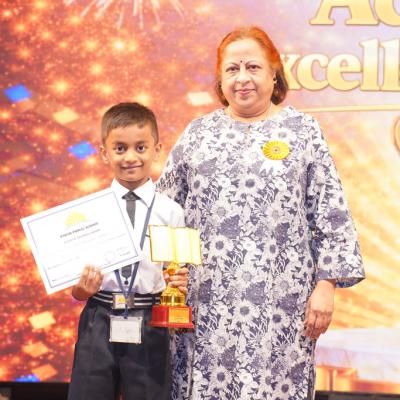 Awards2526 08