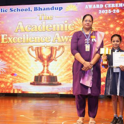 Awards2526 25