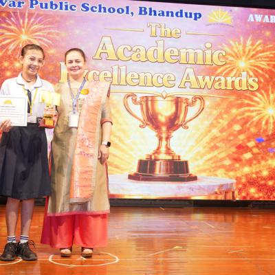 Awards2526 30