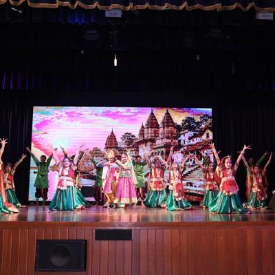 Whispers Of The Wise 12