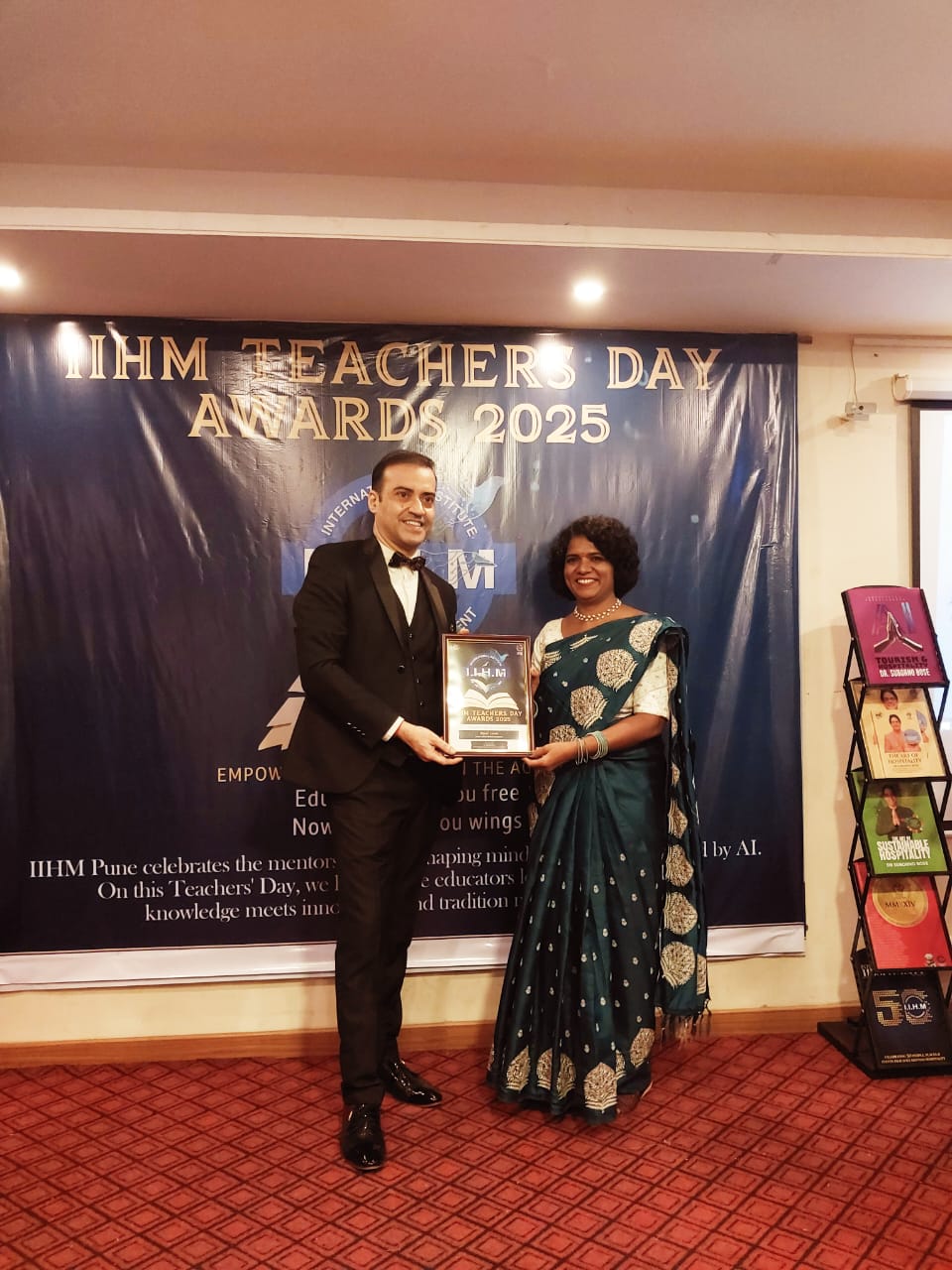 /hadapsar/index.php/about/teachers-achievement/iihm-best-teacher-award-2025-ms-dipali-lande