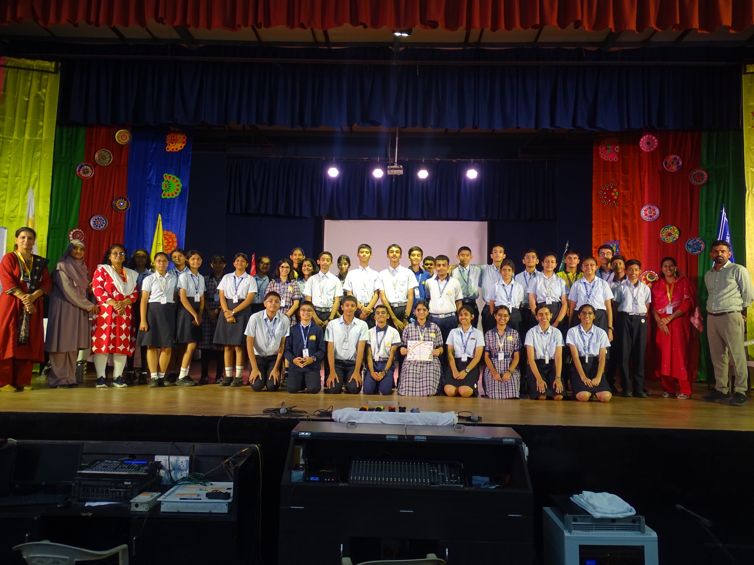 /hadapsar/achievements/inter-house-quiz-competition-india-heritage