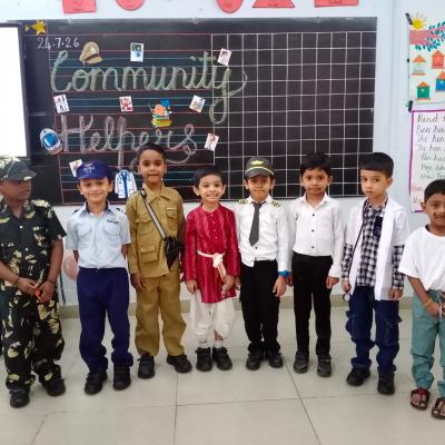 Community Helpers12