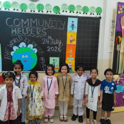 Community Helpers23