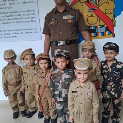 Community Helpers2