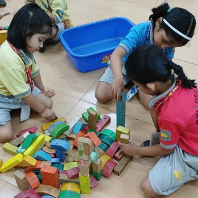 Building Blocks Sky Scrapper Day